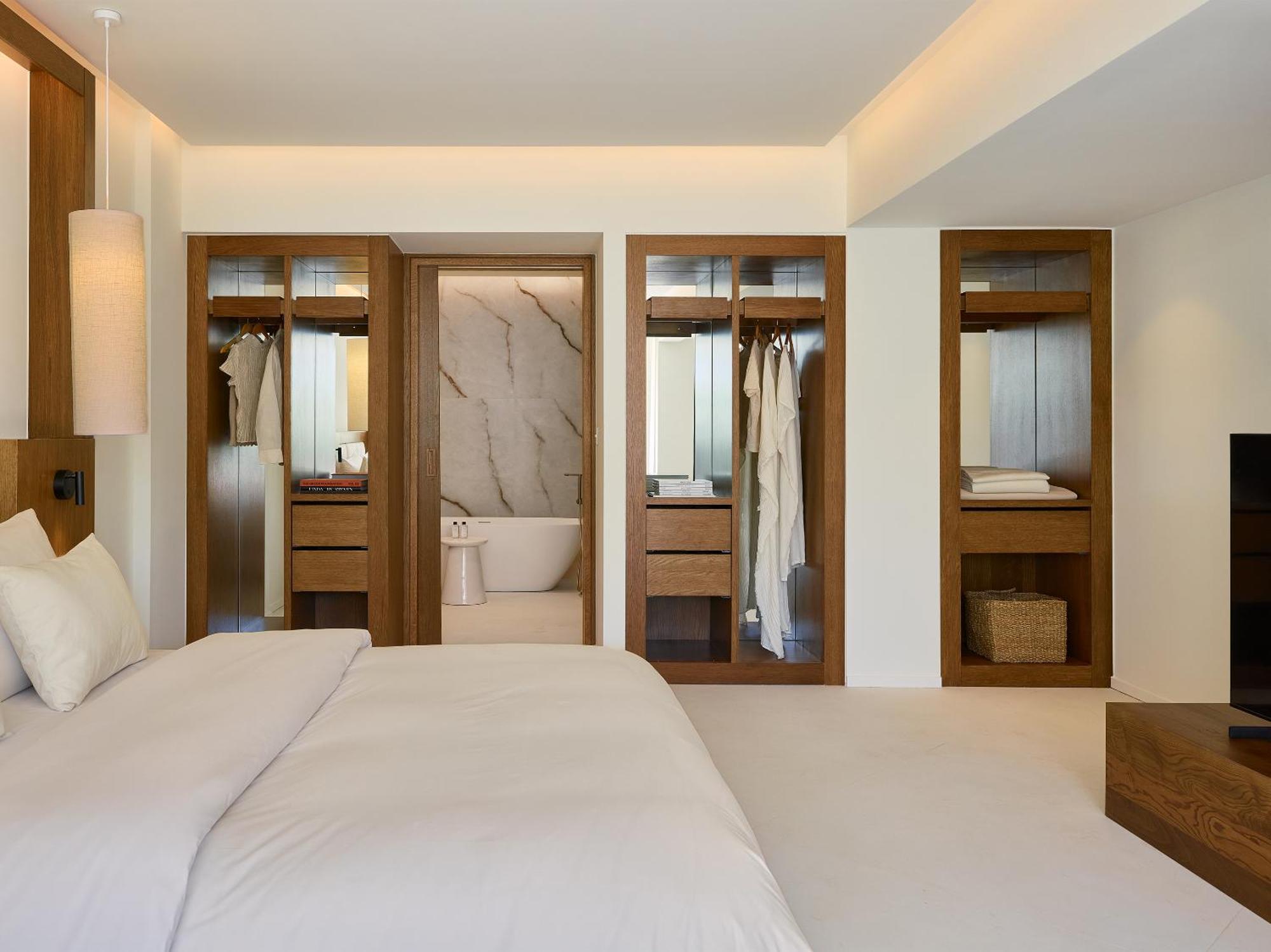 Курортный комплекс Amirandes, A Grecotel To Live